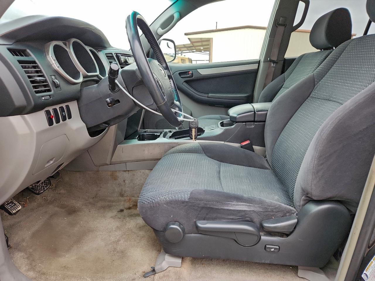 2004 Toyota 4Runner Sr5 - Image 7