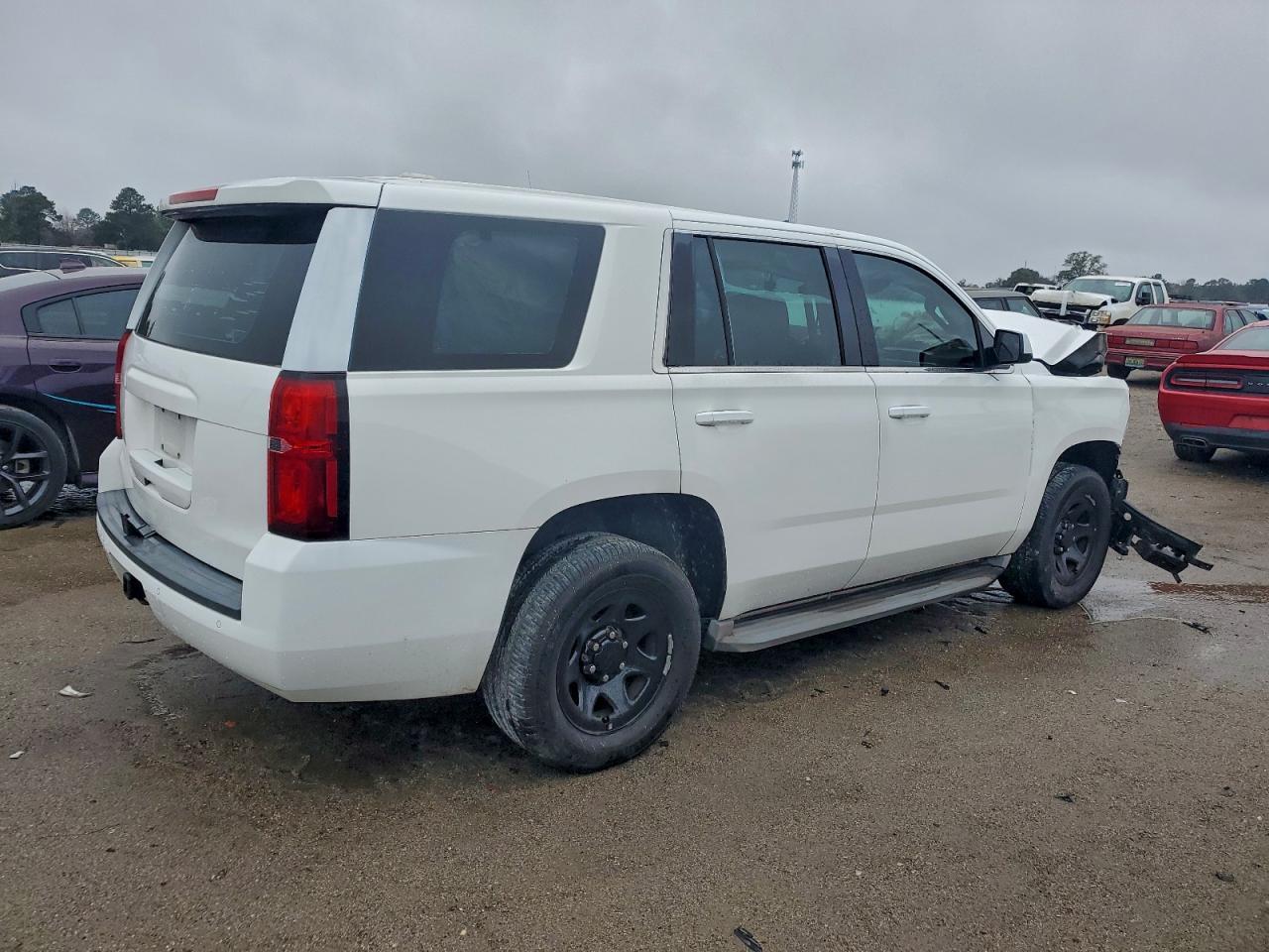 2015 Chevrolet Tahoe Police - Фото 3