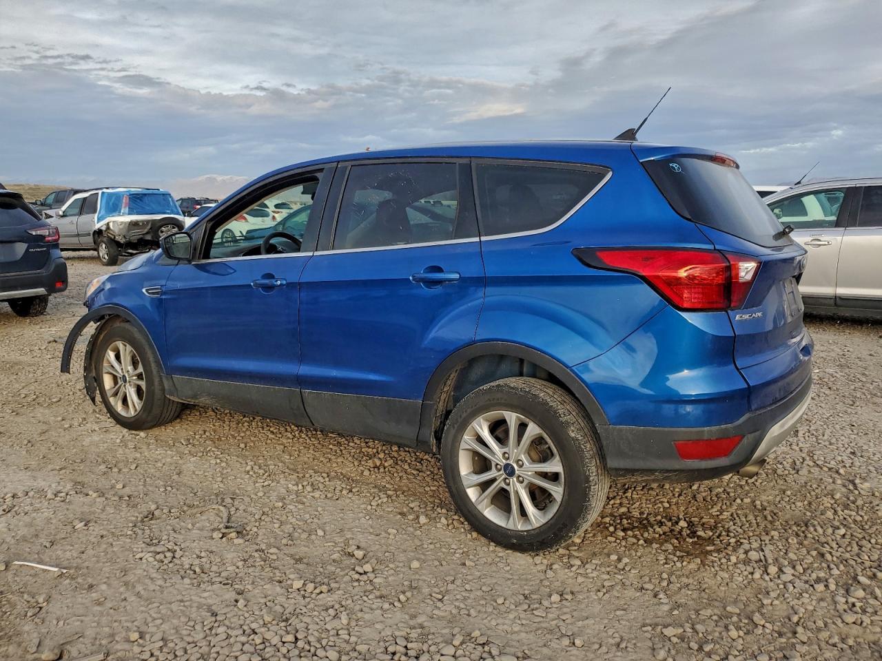 2019 Ford Escape Se - Image 2