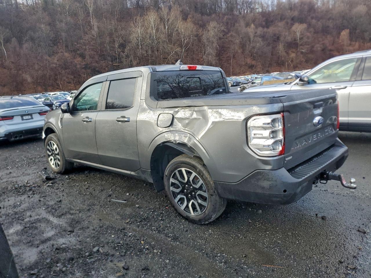 2024 Ford Maverick Lariat - Image 2