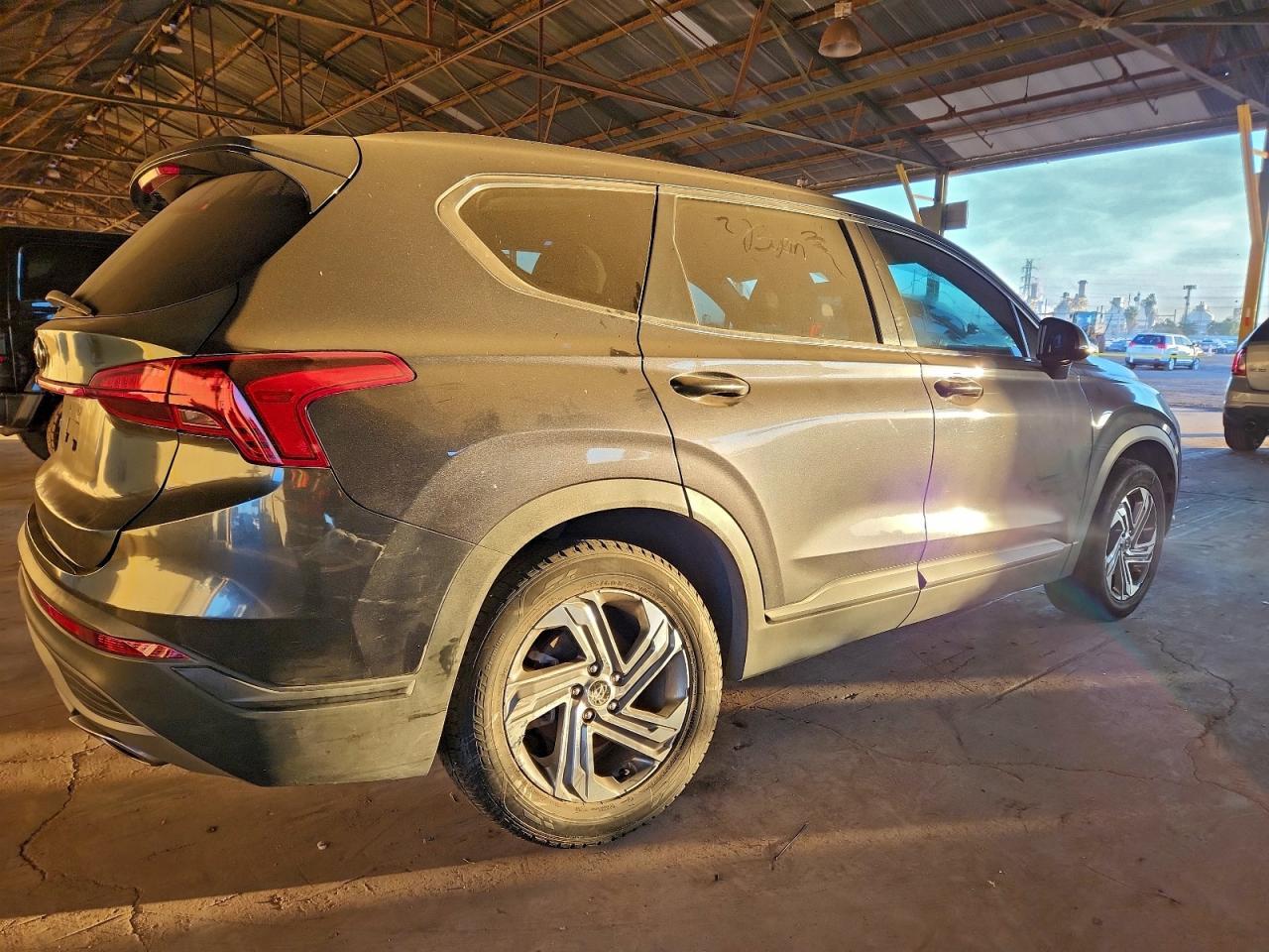 2021 Hyundai Santa Fe Se - Фото 3