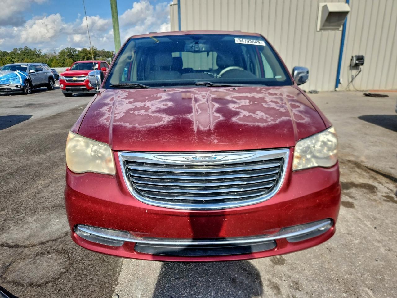 2013 Chrysler Town And C - Фото 5