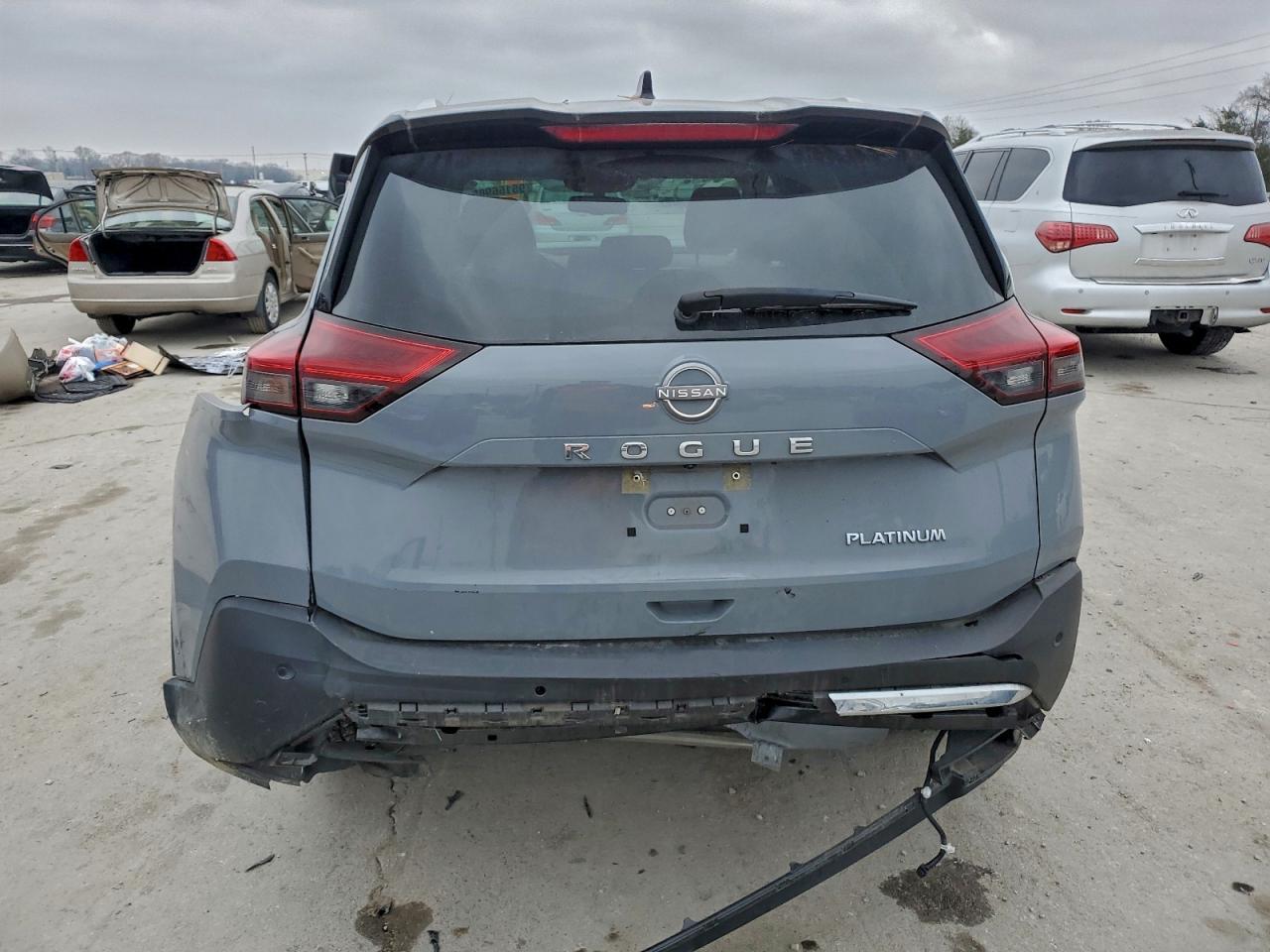 2023 Nissan Rogue Platinum - Фото 6