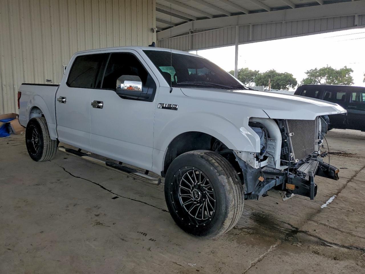 2020 Ford F150 Supercrew - Фото 4