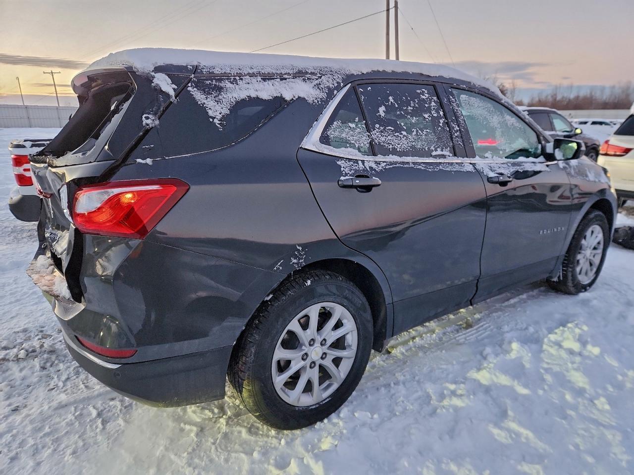 2019 Chevrolet Equinox Lt - Image 3
