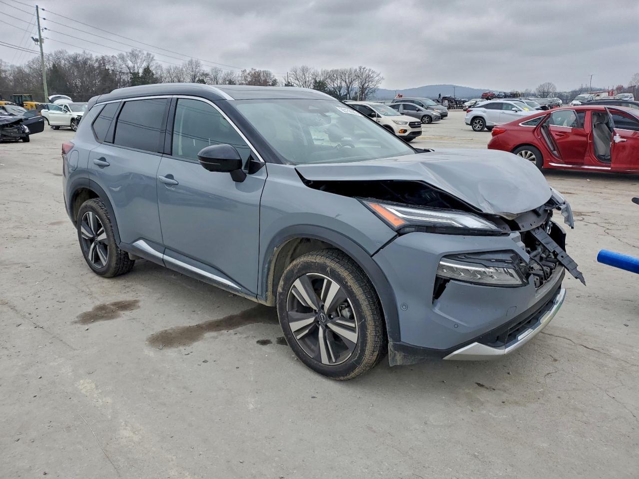 2023 Nissan Rogue Platinum - Фото 4