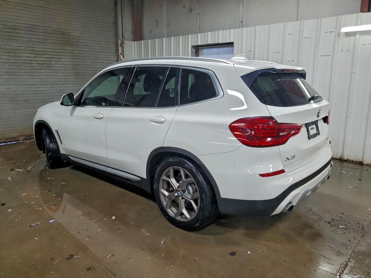 2021 BMW X3 xDrive30I - Фото 2