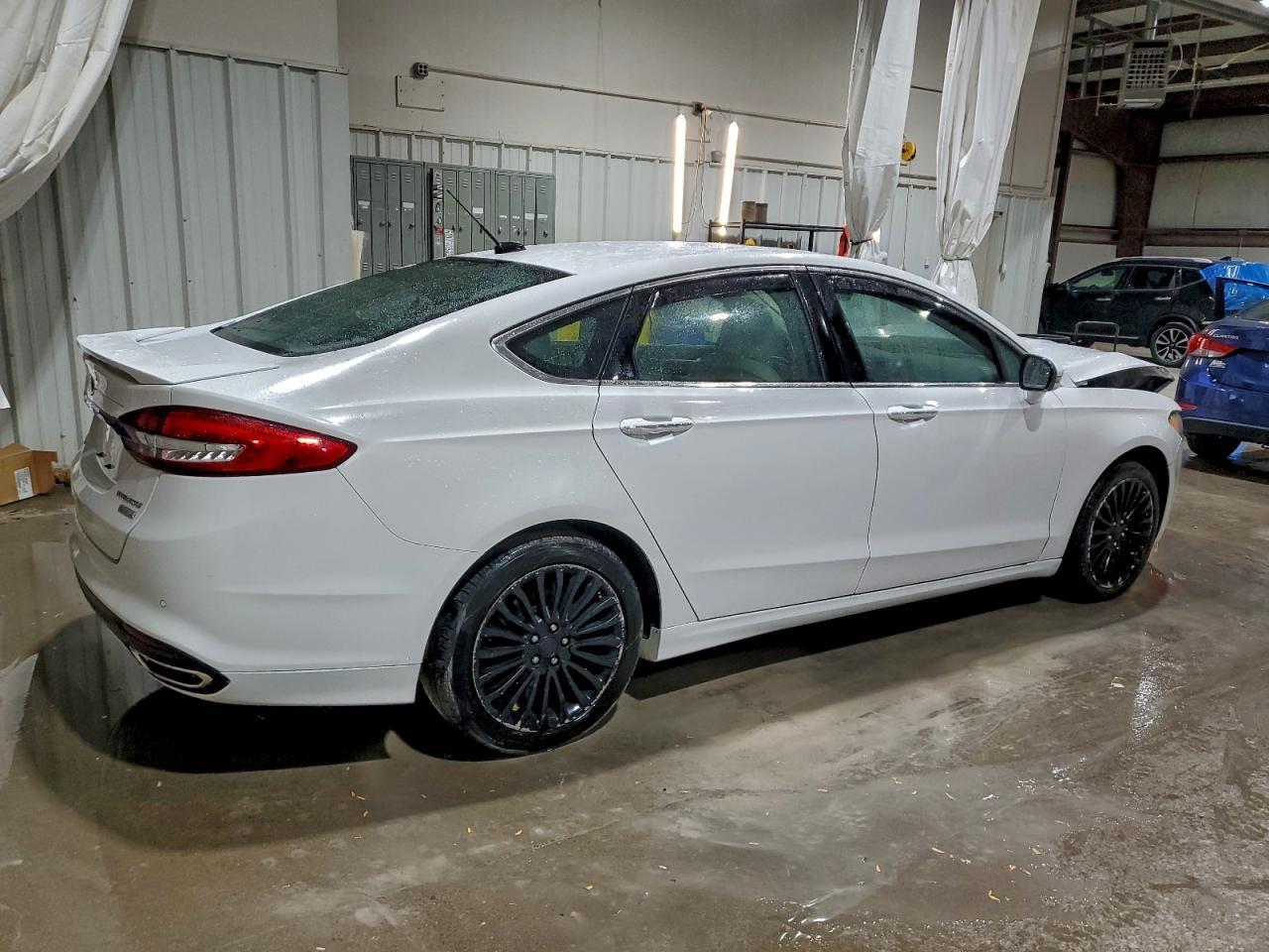 2017 Ford Fusion Titanium - Image 3