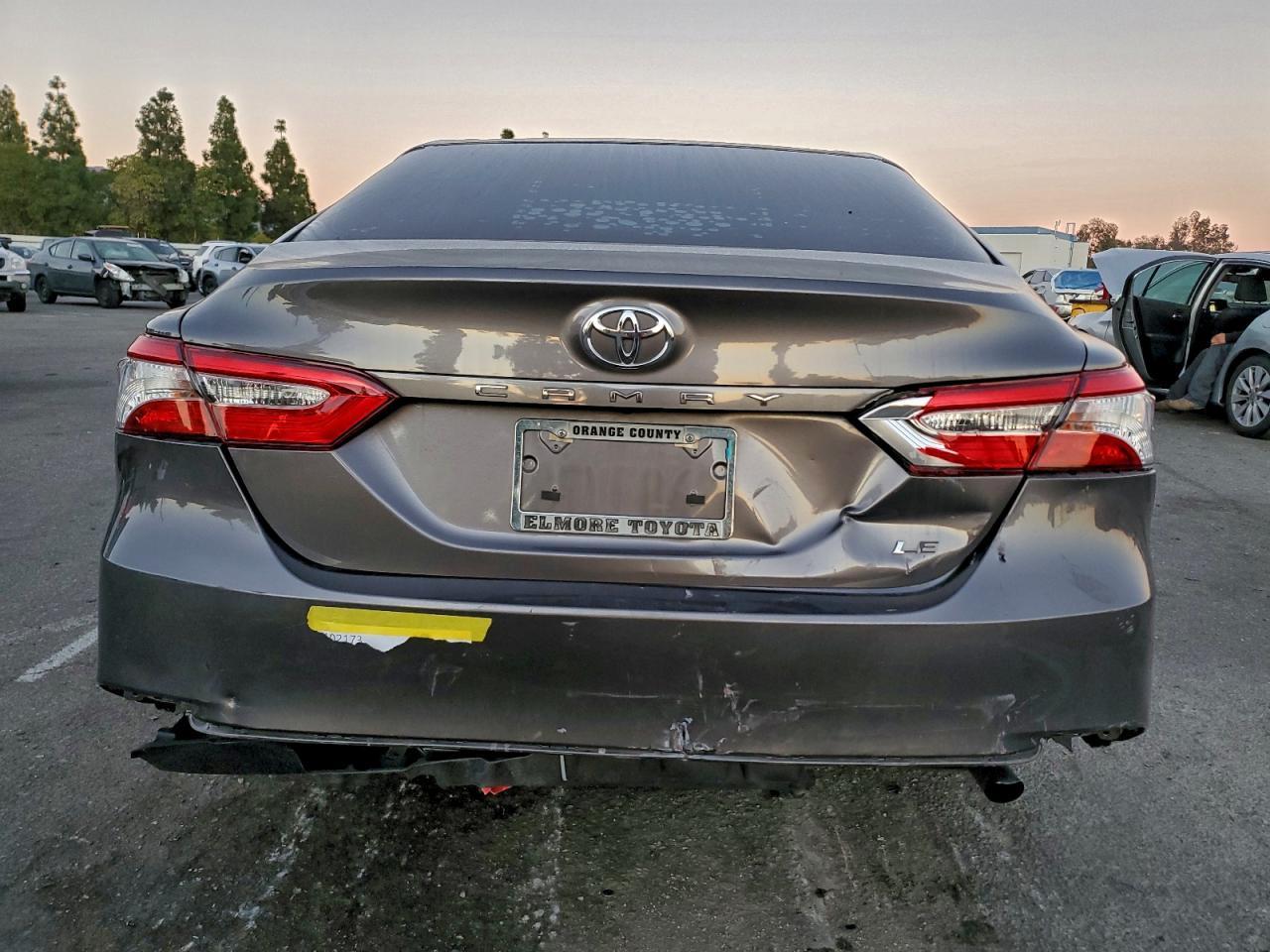 2018 Toyota Camry L - Фото 6