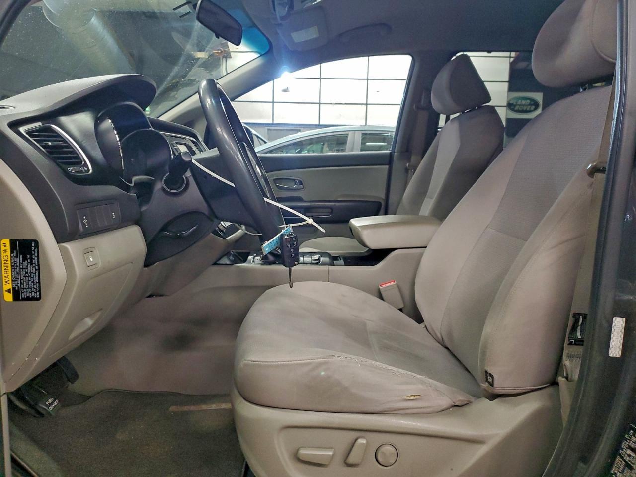 2016 Kia Sedona Lx - Фото 7