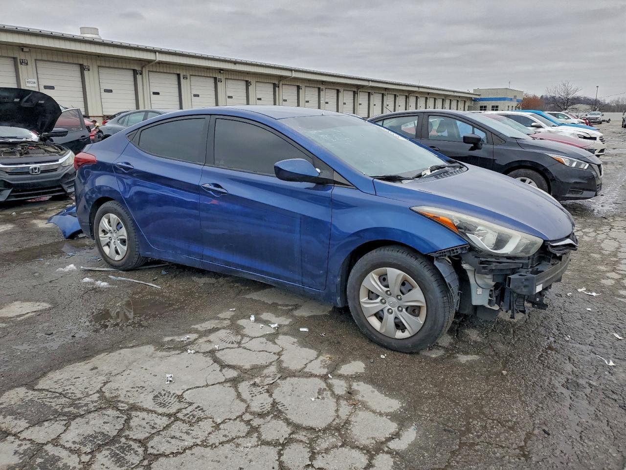 2016 Hyundai Elantra Se - Фото 4