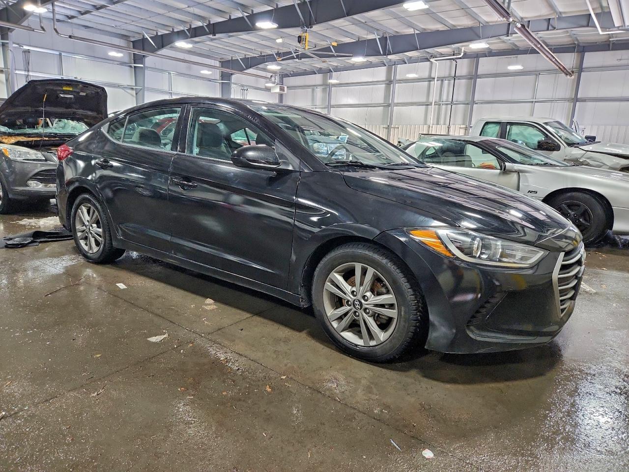 2017 Hyundai Elantra Se - Image 4