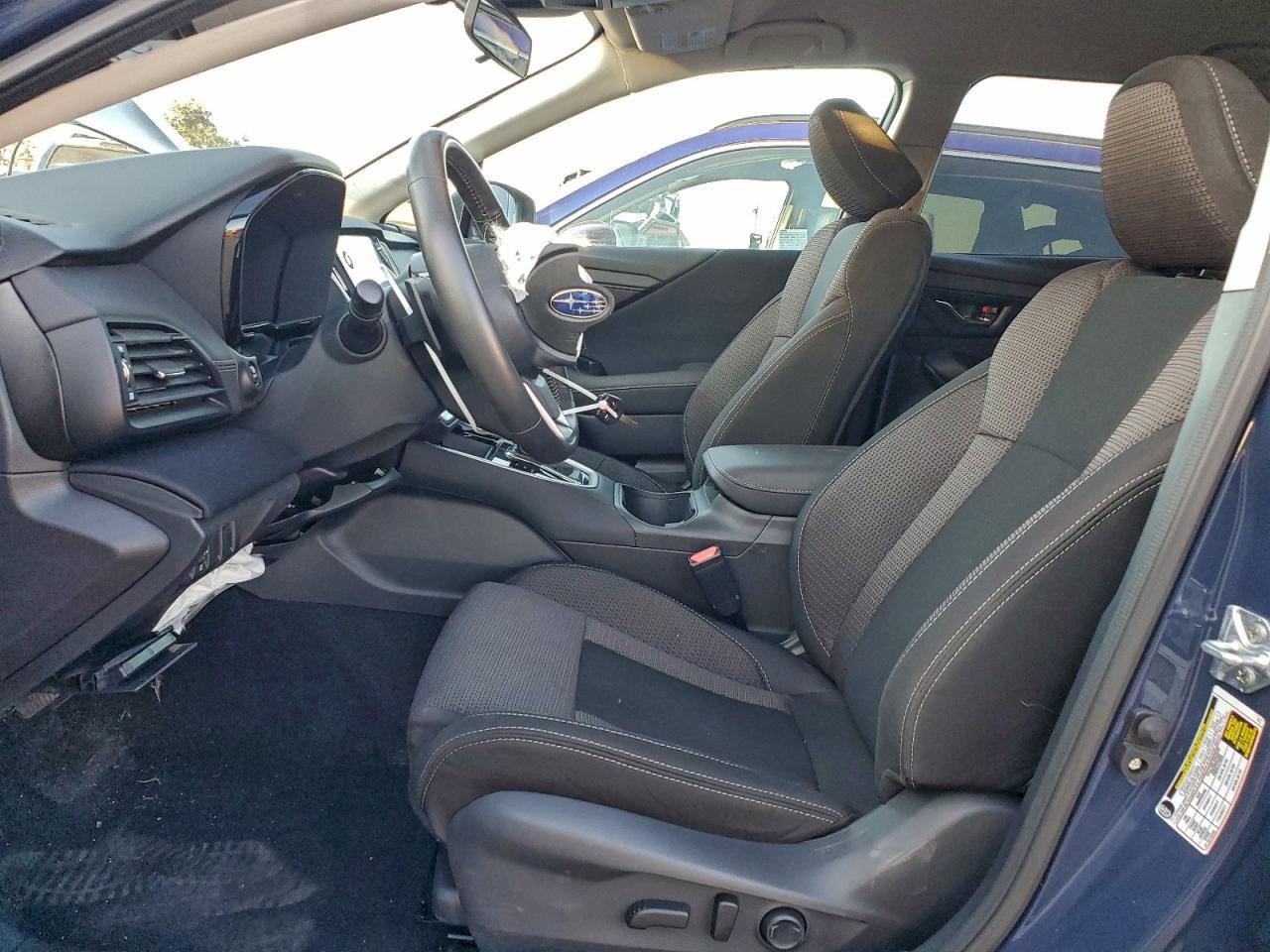 2025 Subaru Outback Premium - Image 7