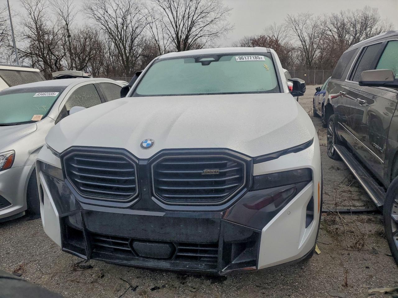 2023 BMW Xm - Фото 5