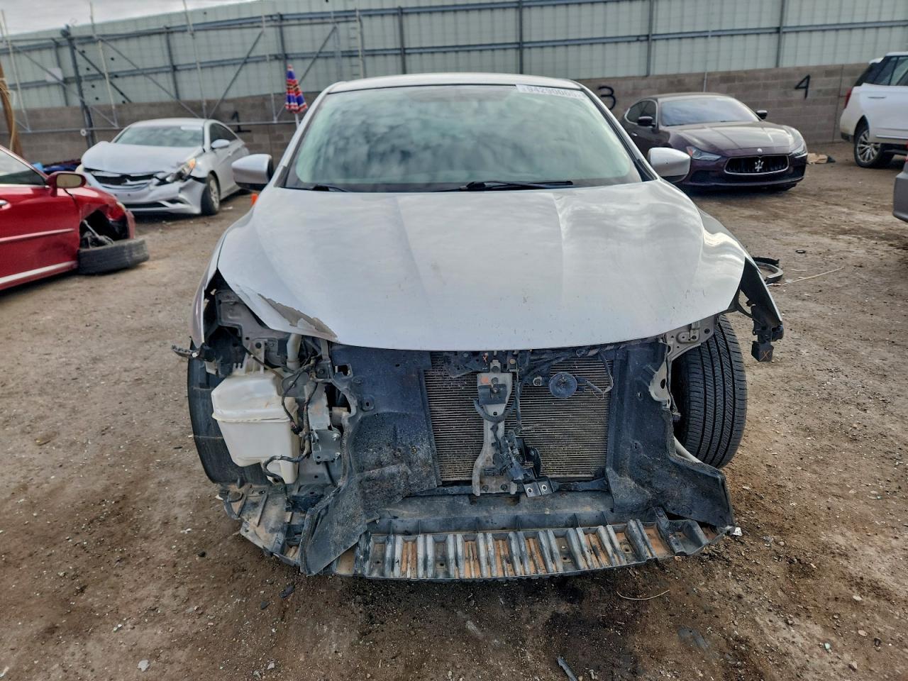 2019 Nissan Sentra S - Фото 5