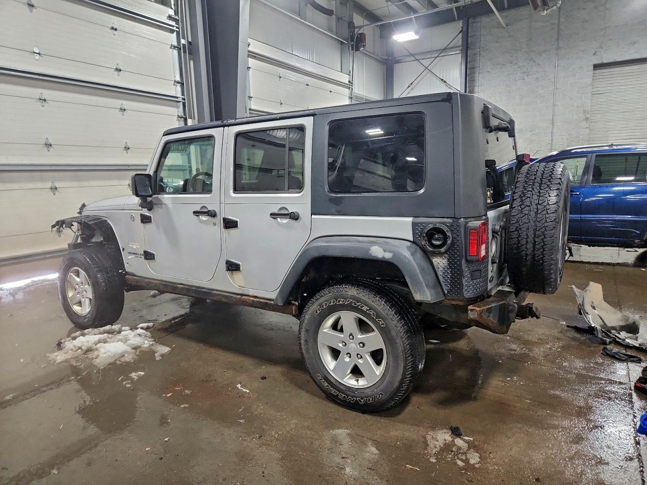 2008 Jeep Wrangler Unlimited Sahara - Фото 2