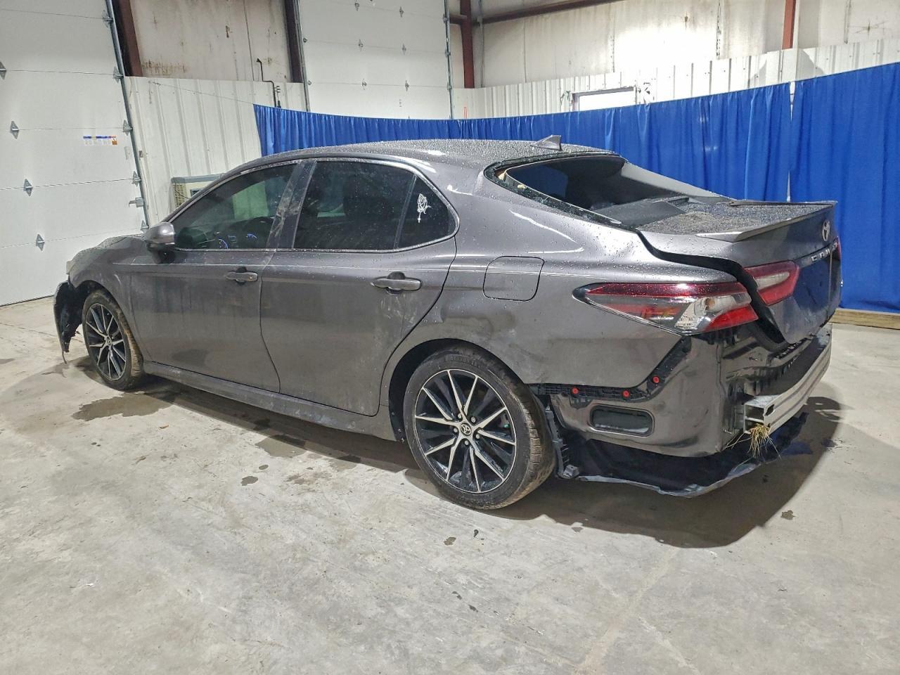 2021 Toyota Camry Se - Image 2