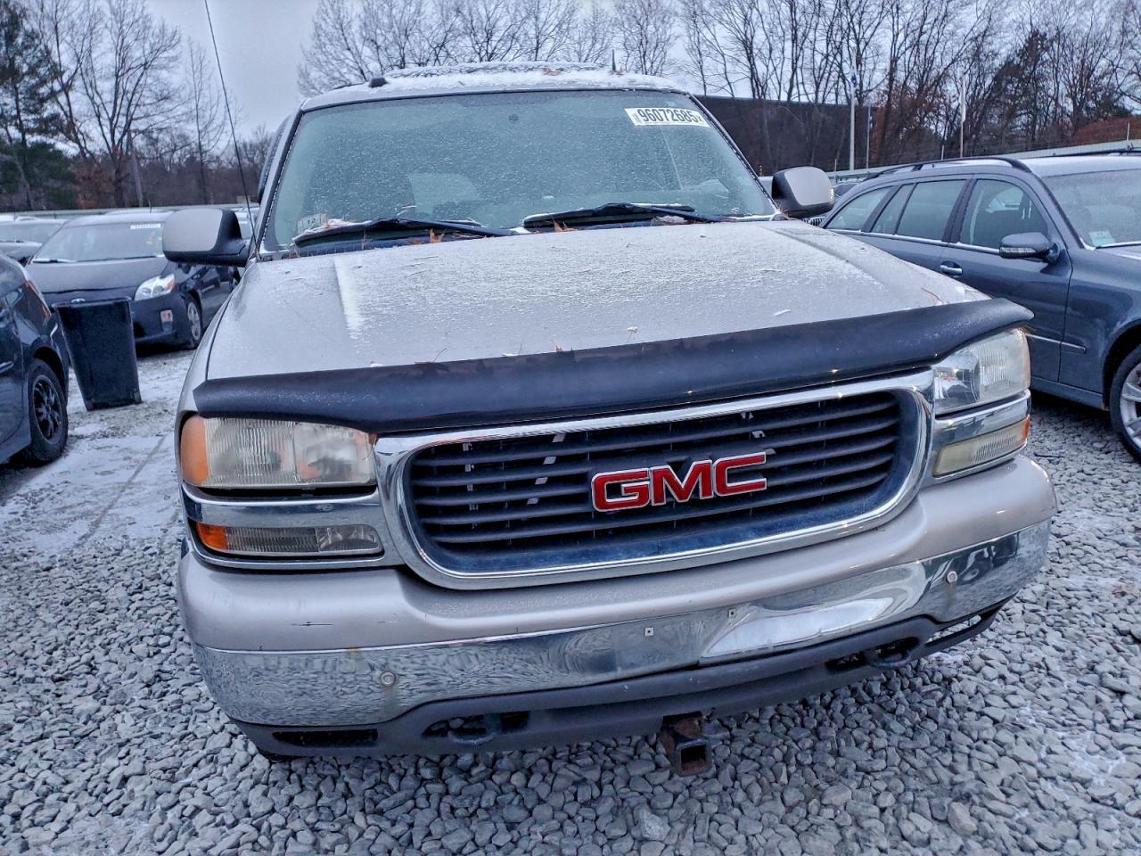 2005 GMC Yukon Xl K1500 - Image 5