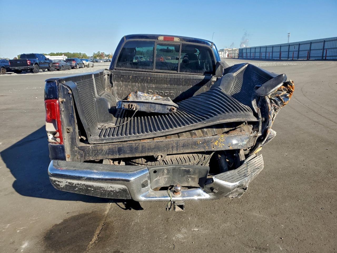 2004 Dodge Dakota - Image 6