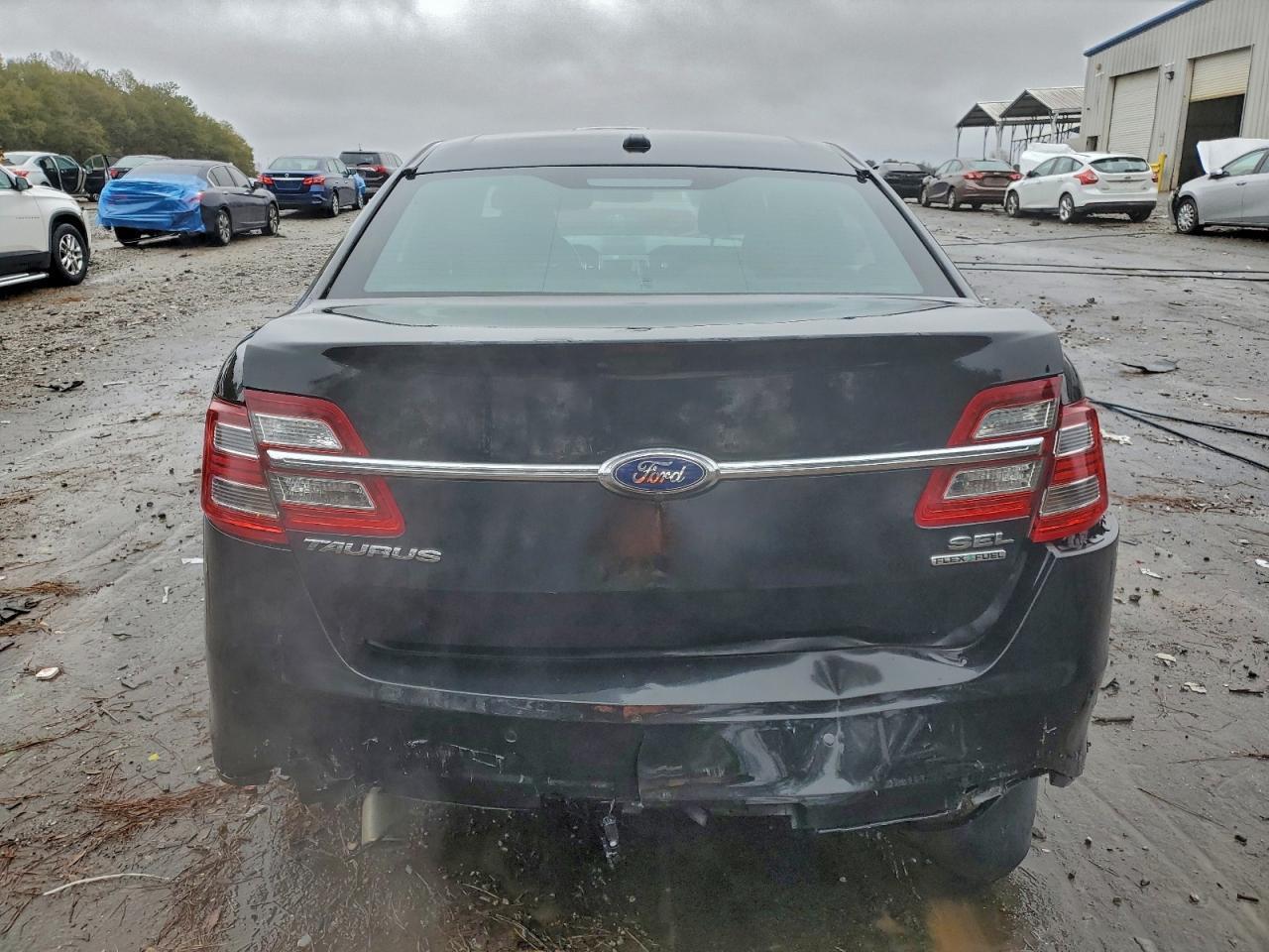 2015 Ford Taurus Sel - Фото 6