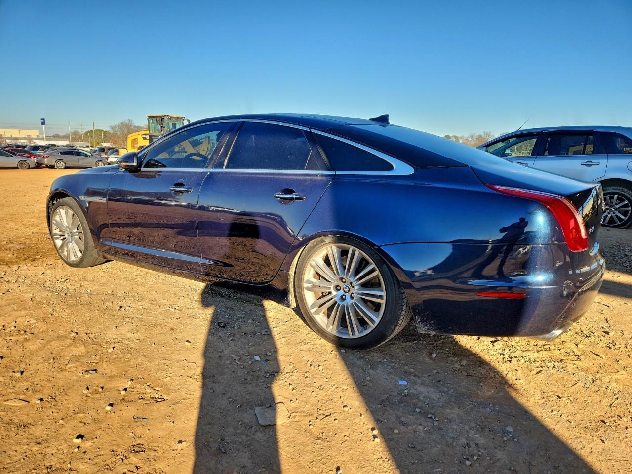 2013 Jaguar Xj Supercharged - Image 2