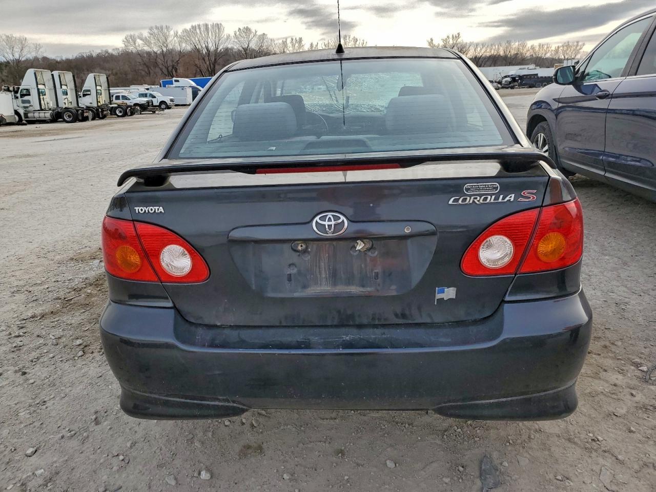 2003 Toyota Corolla Ce - Фото 6