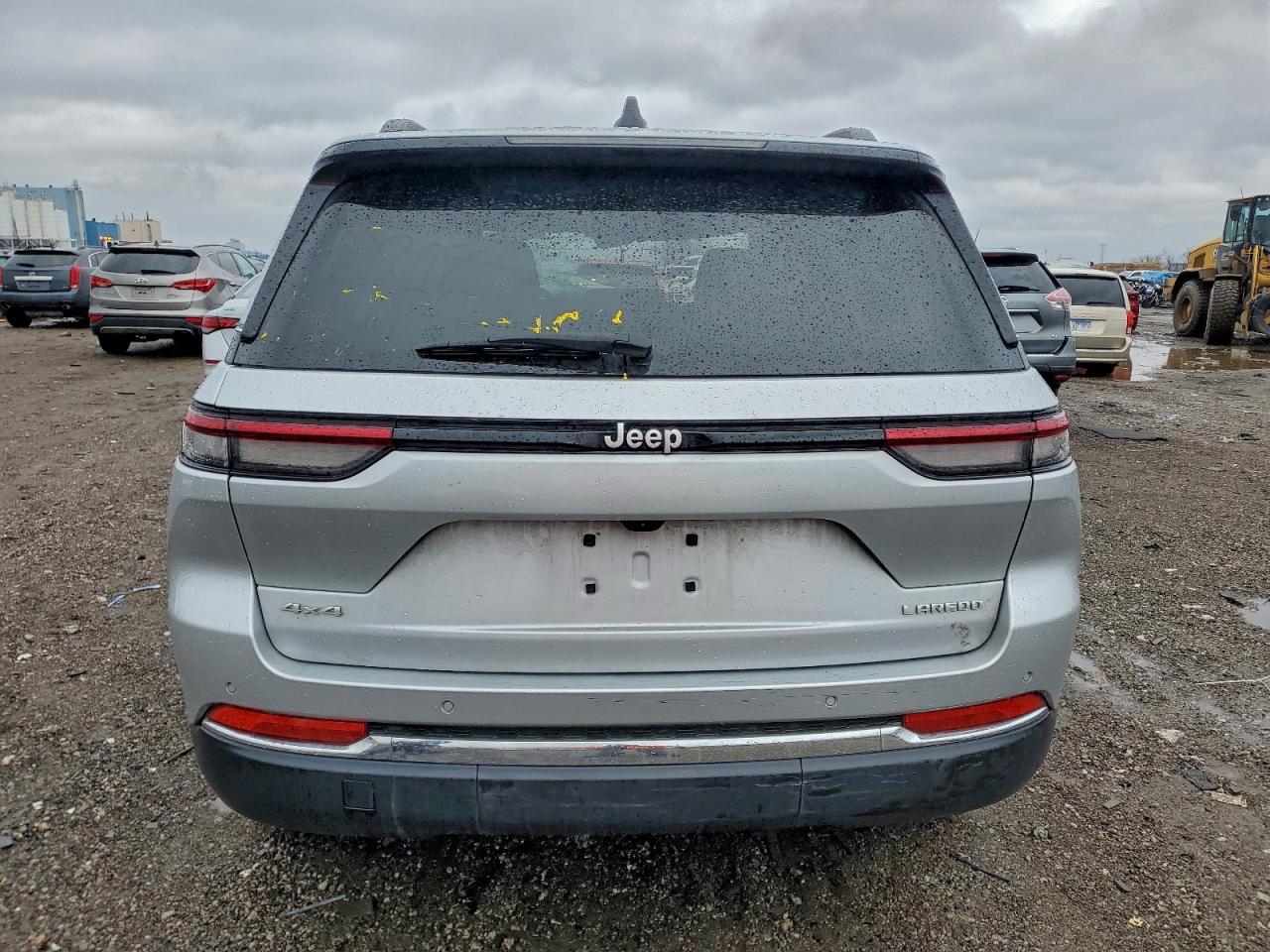 2025 Jeep Grand Cherokee Laredo - Image 6