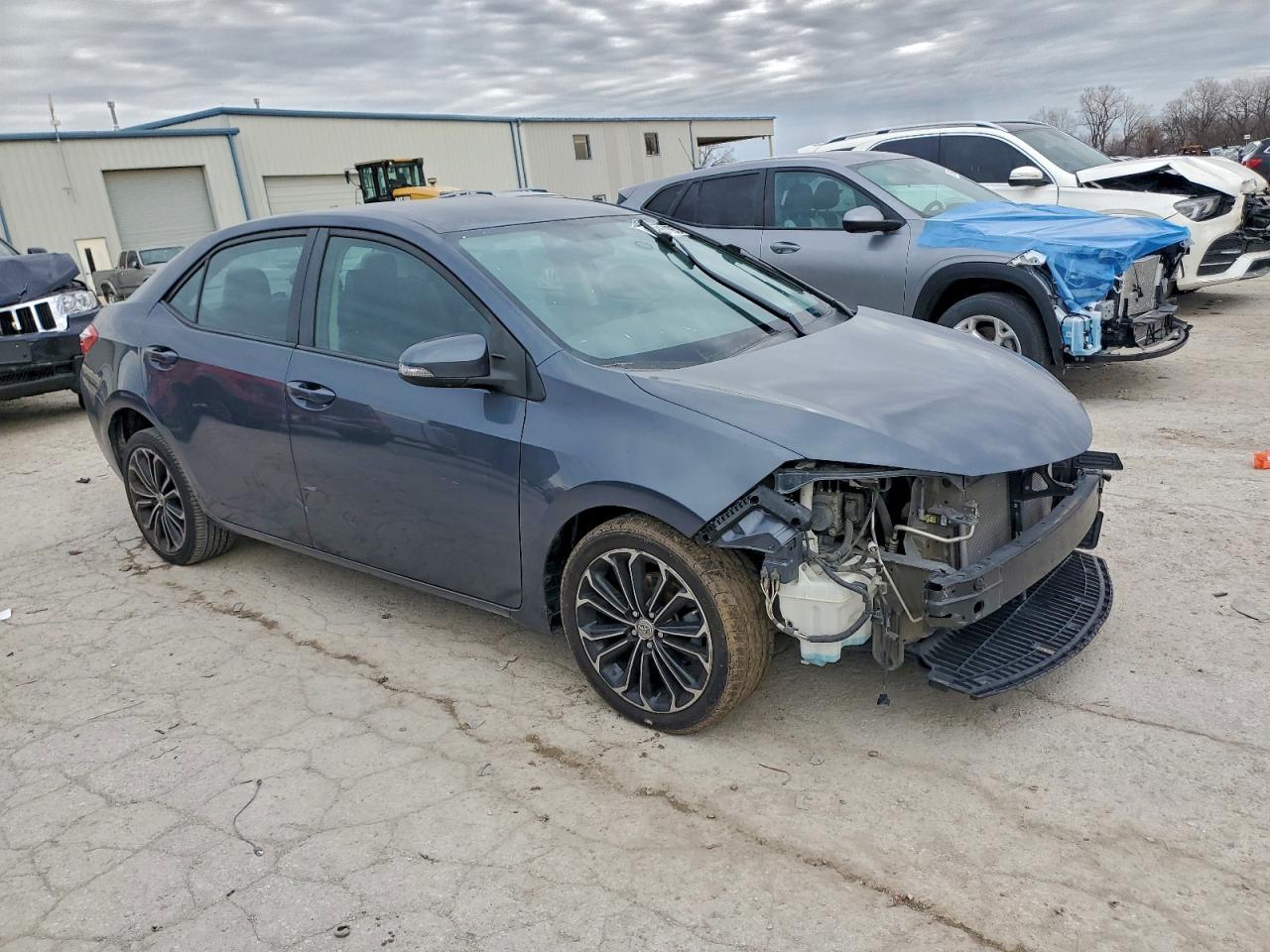 2014 Toyota Corolla L - Фото 4