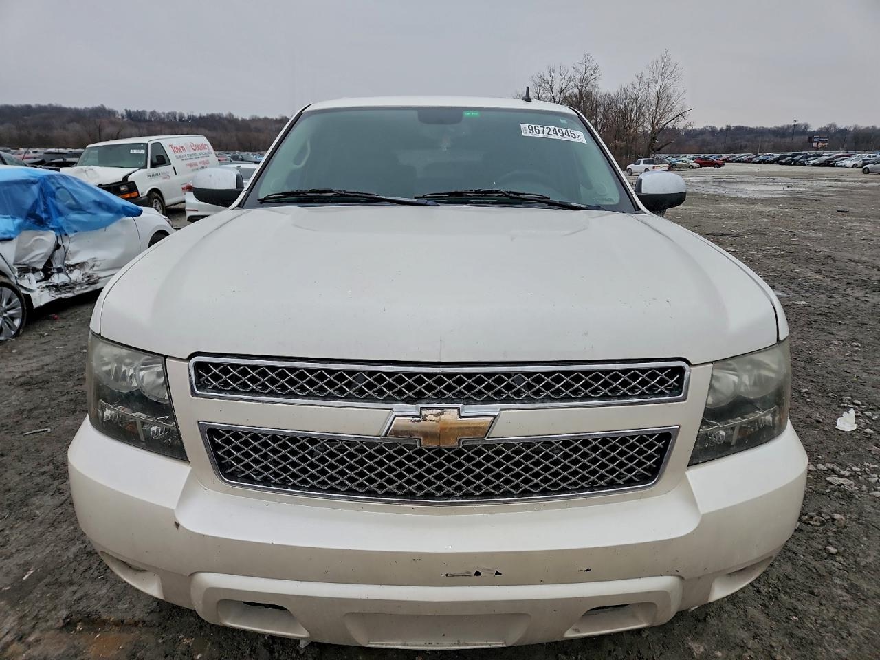 2010 Chevrolet Suburban C1500 Ltz - Image 5