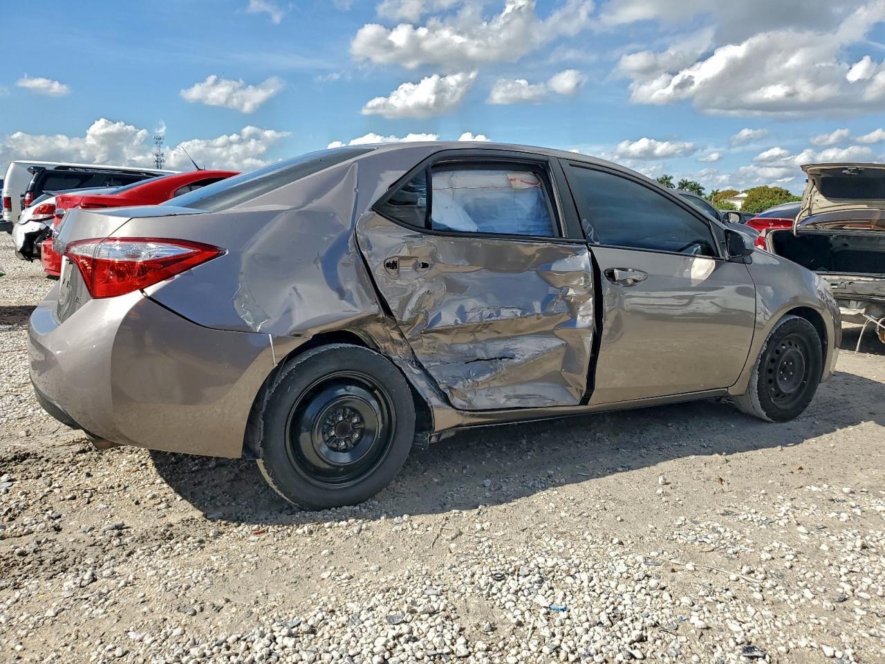 2015 Toyota Corolla L - Image 3