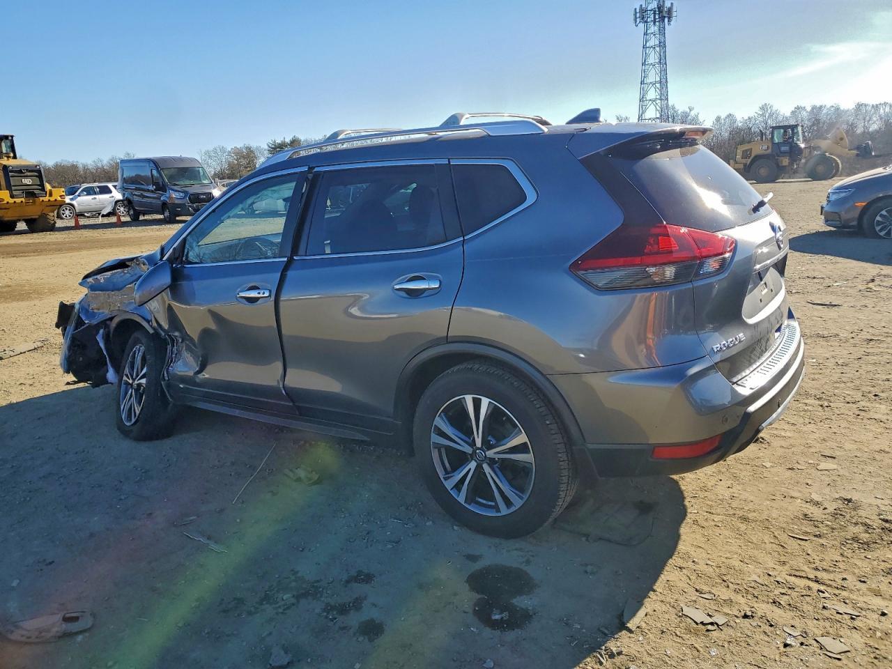 2019 Nissan Rogue S - Image 2