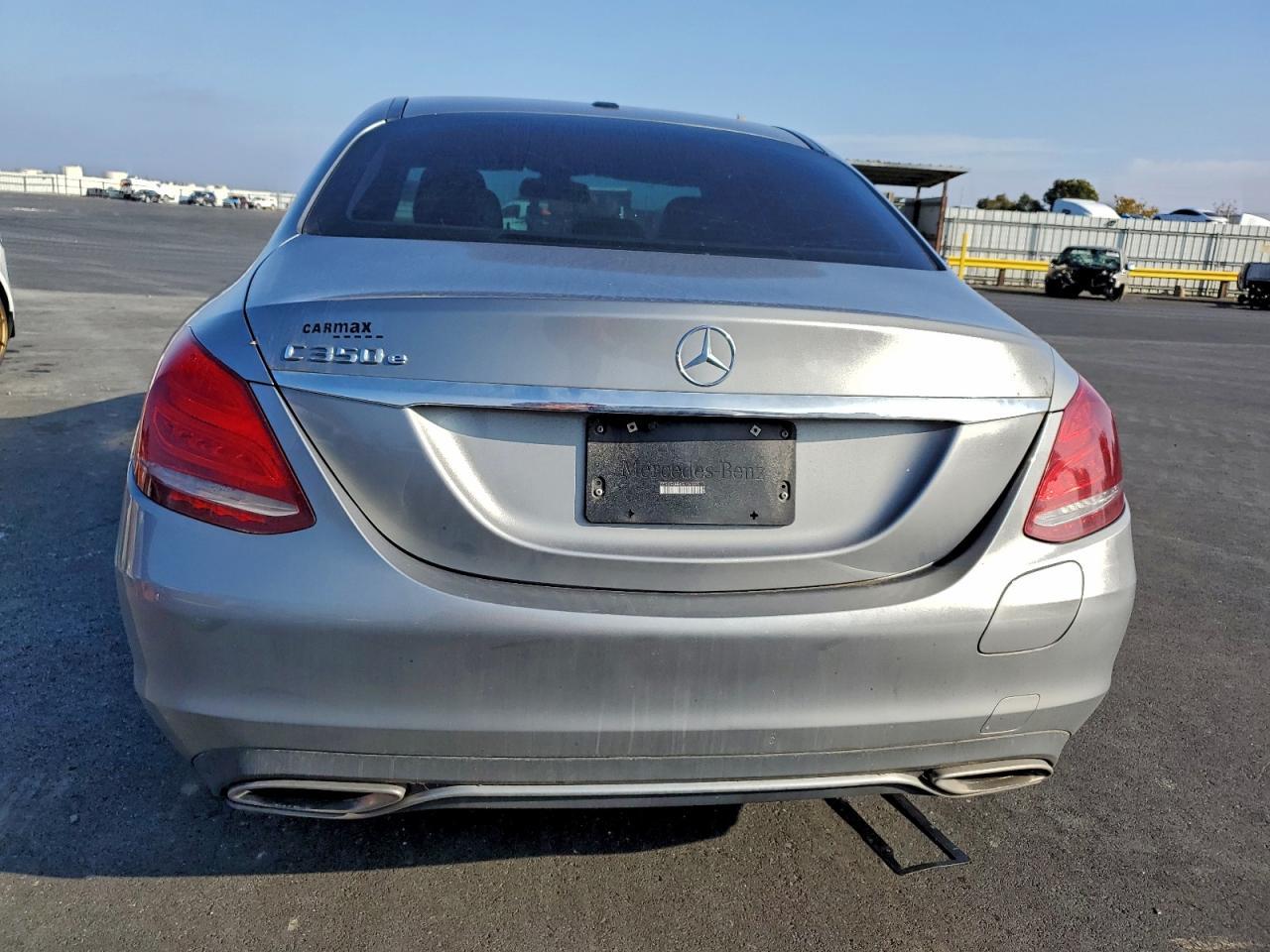 2016 Mercedes-Benz C 350E - Фото 6