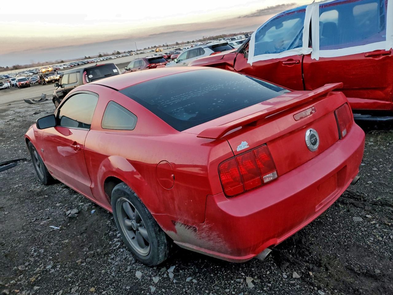 2006 Ford Mustang Gt - Фото 2