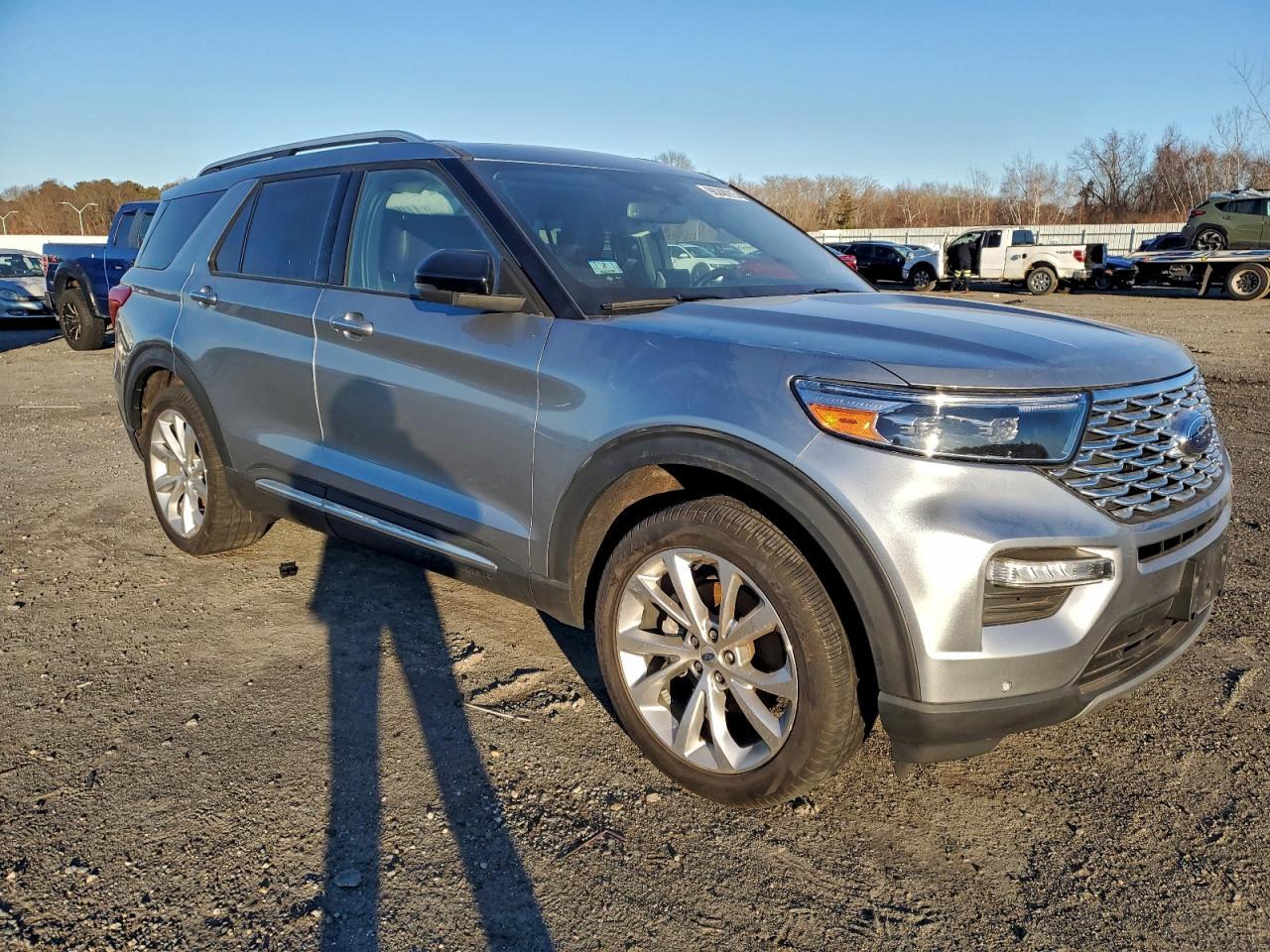 2022 Ford Explorer Platinum - Фото 4