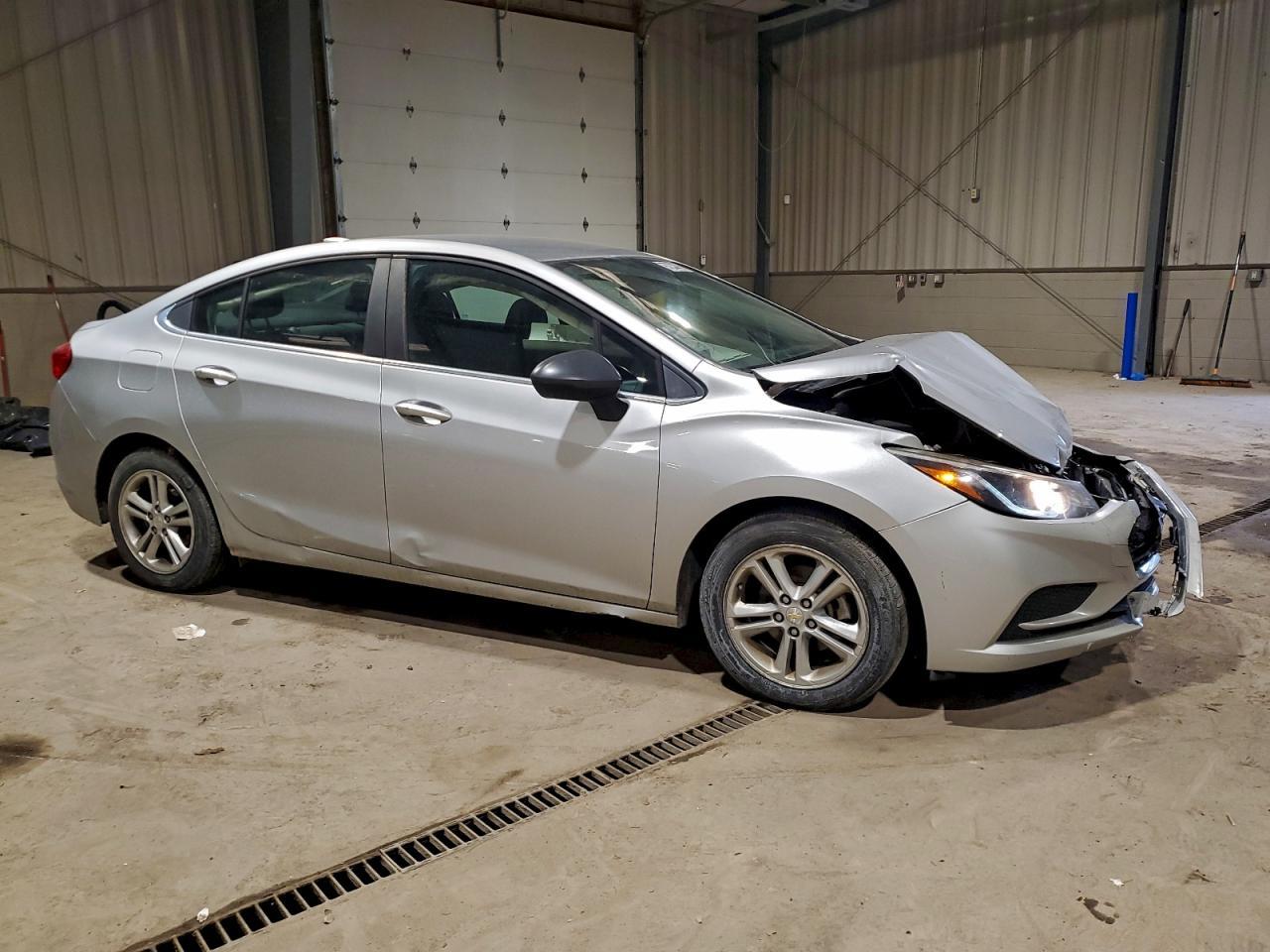 2016 Chevrolet Cruze Lt - Фото 4