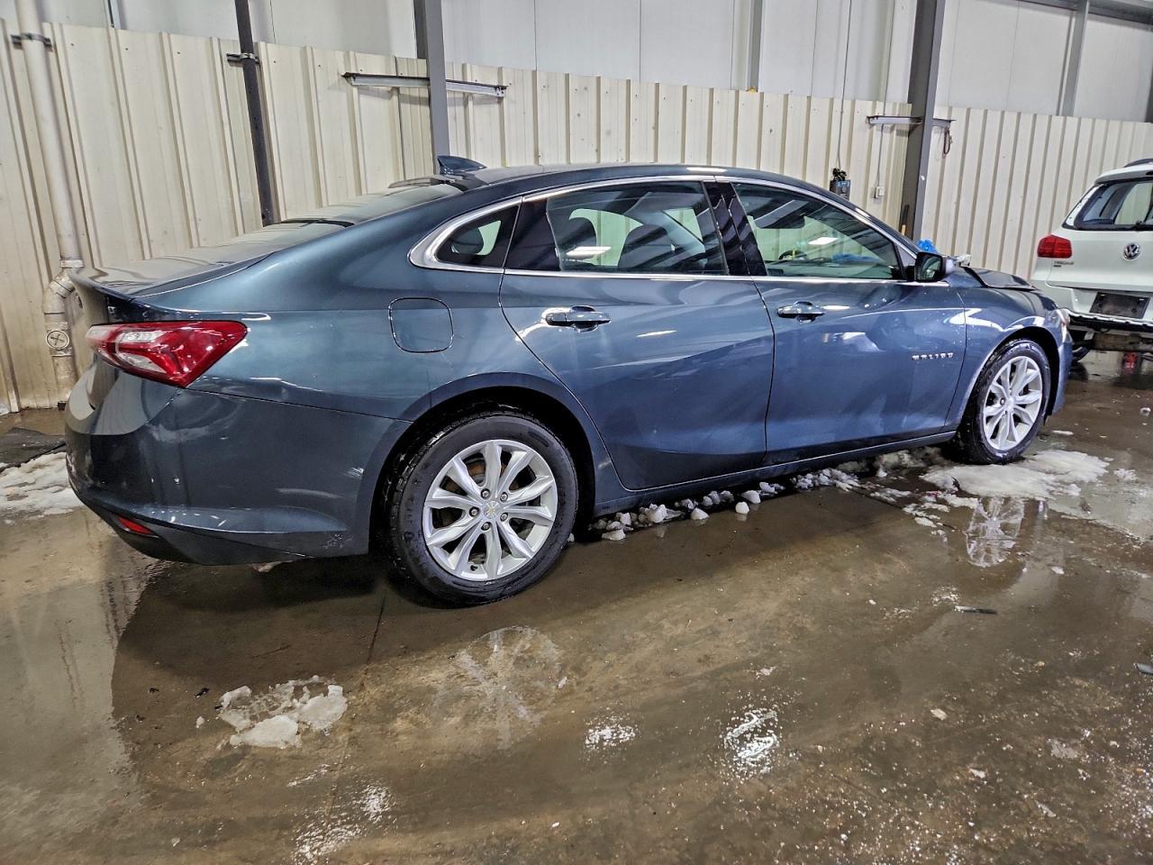 2021 Chevrolet Malibu Lt - Фото 3