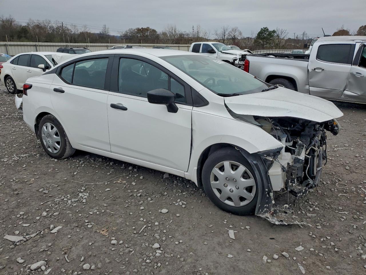 2021 Nissan Versa S - Фото 4