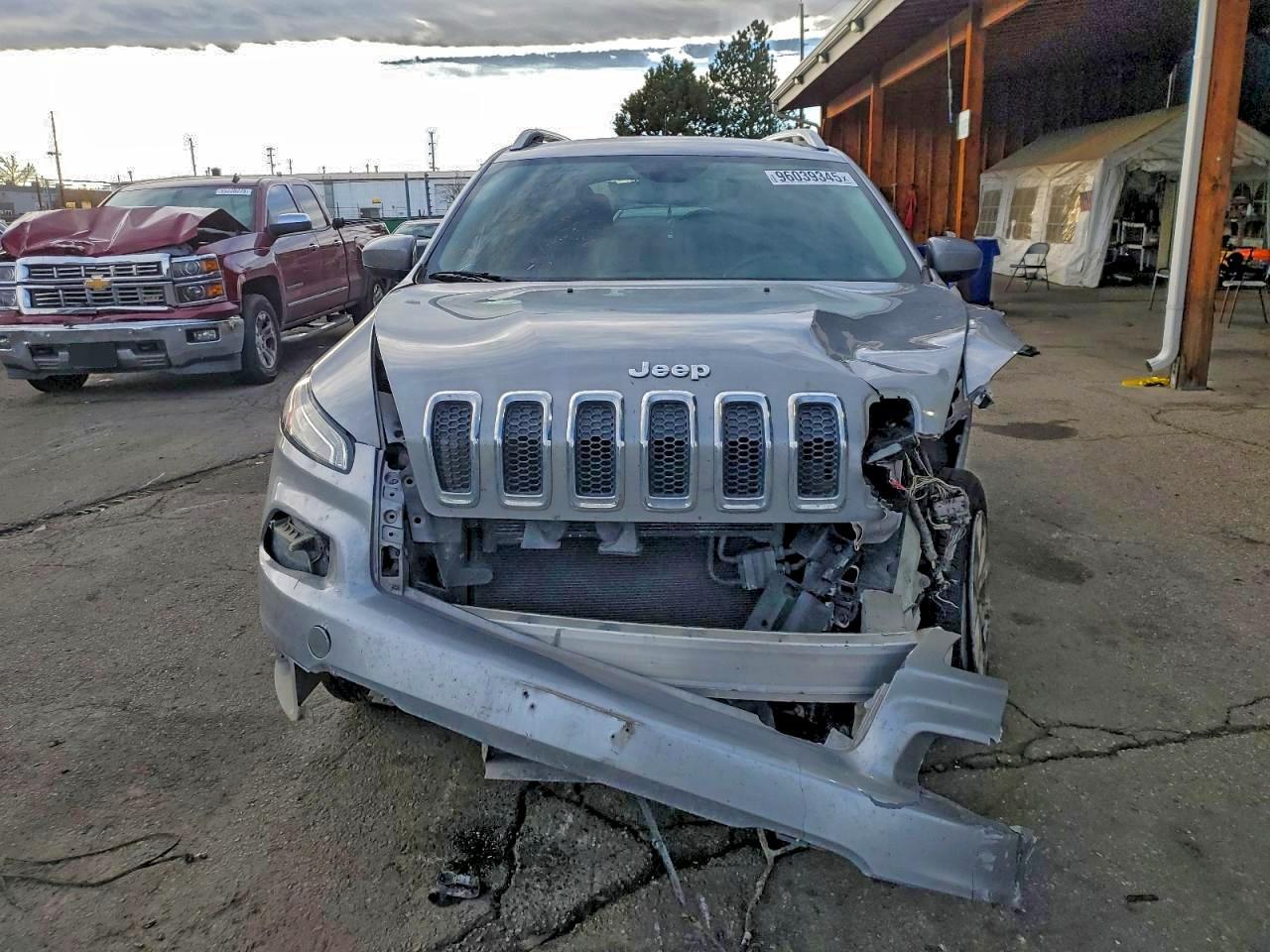 2015 Jeep Cherokee Latitude - Image 5