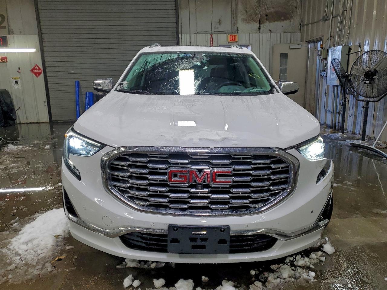 2020 GMC Terrain Denali - Фото 5