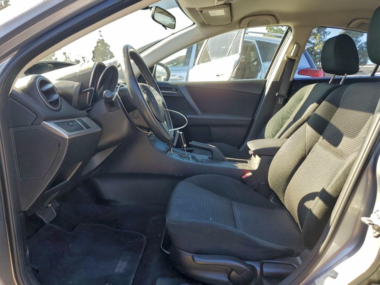 2012 Mazda 3 I - Фото 7