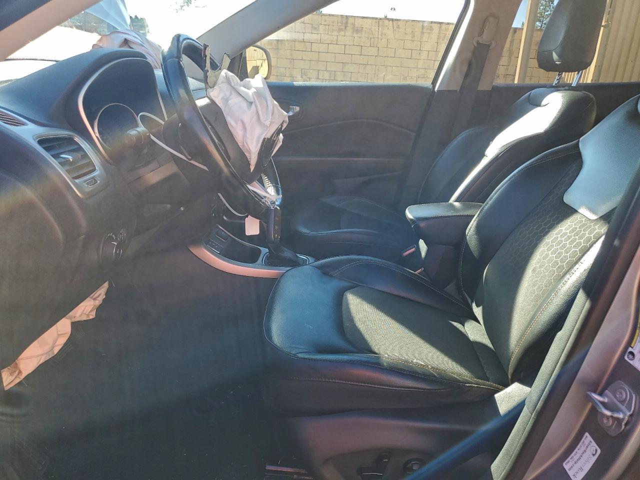 2018 Jeep Compass Latitude - Фото 7