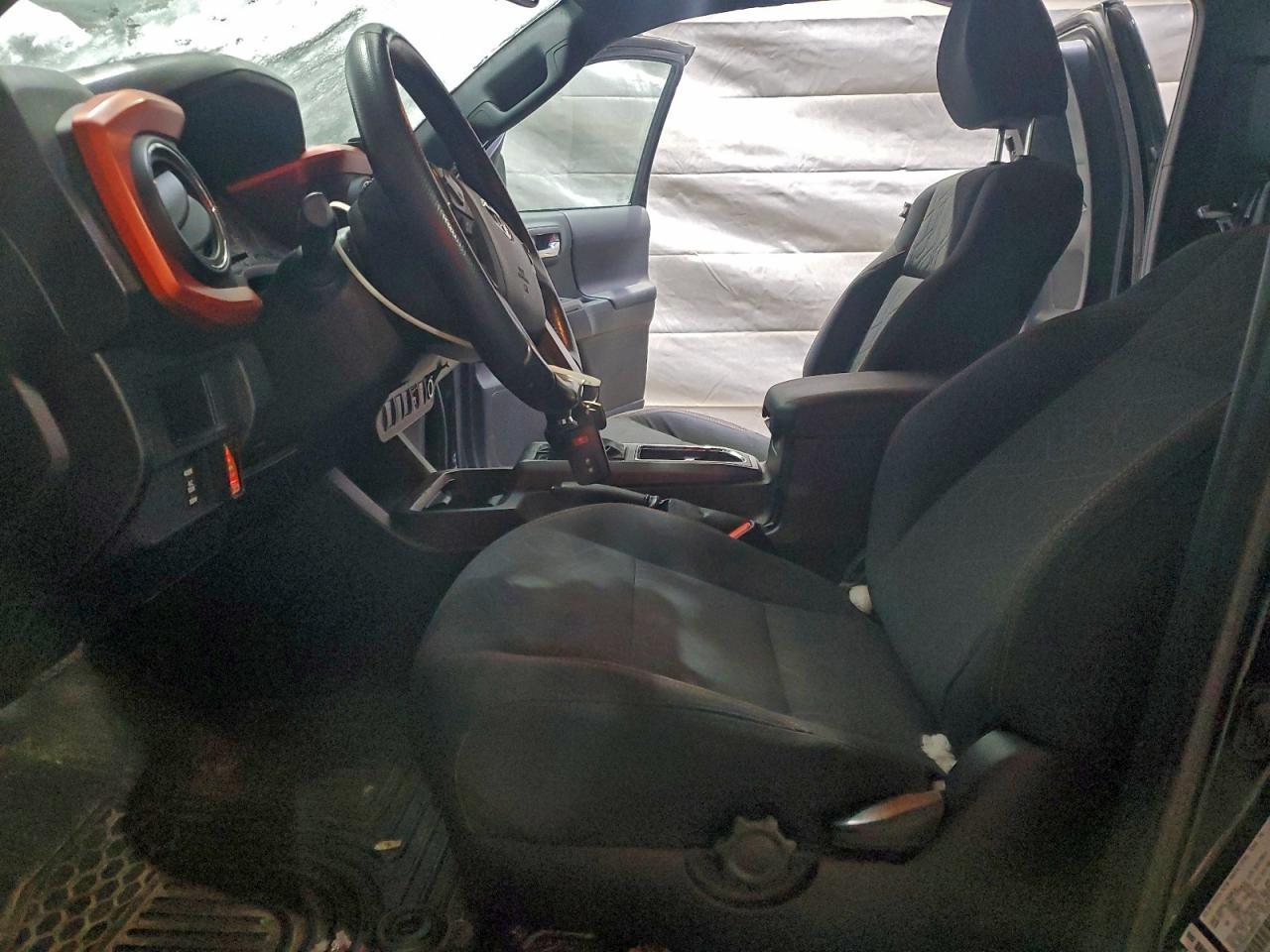 2016 Toyota Tacoma Access Cab - Image 7