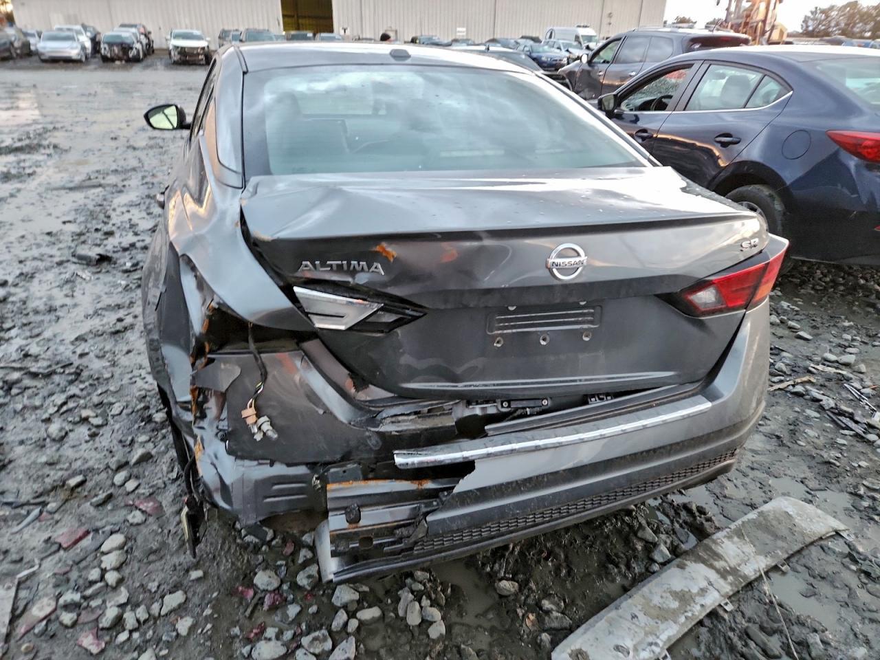 2019 Nissan Altima Sr - Фото 6