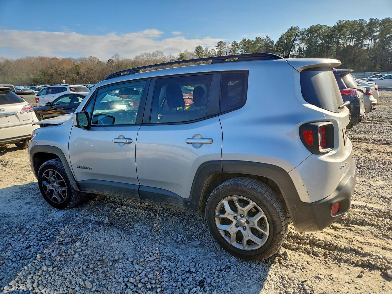 2018 Jeep Renegade Latitude - Фото 2