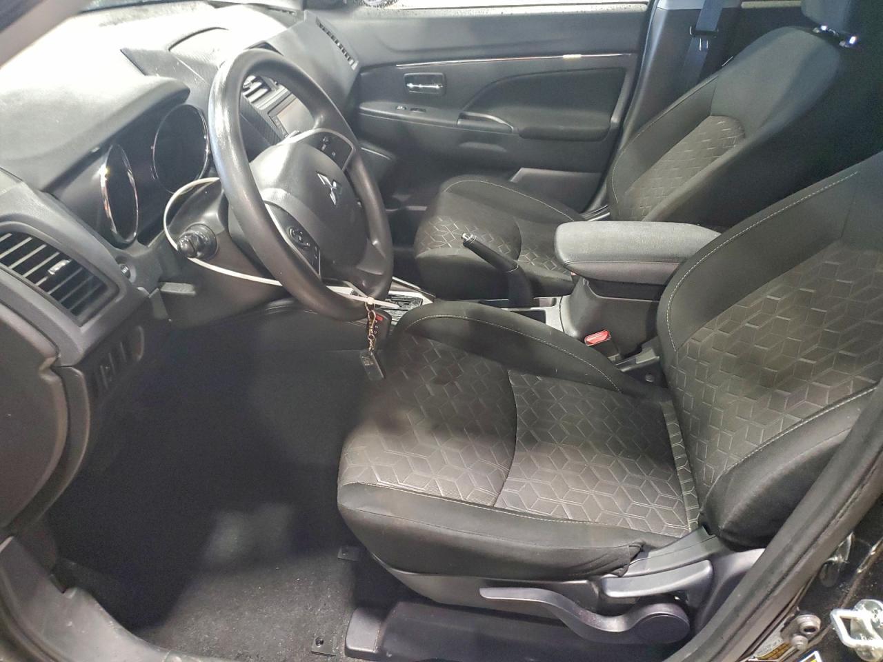 2022 Mitsubishi Outlander Sport Es - Фото 7
