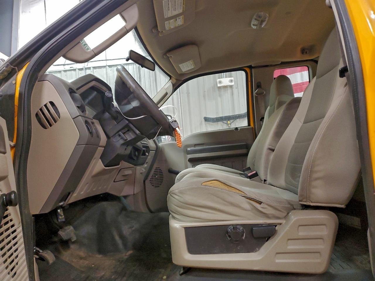 2008 Ford F250 - Фото 7