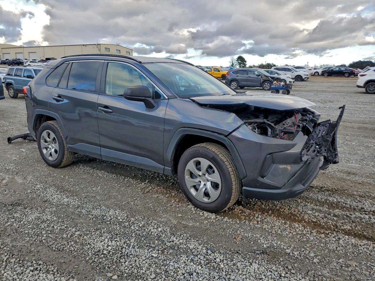 2020 Toyota Rav4 Le - Фото 4