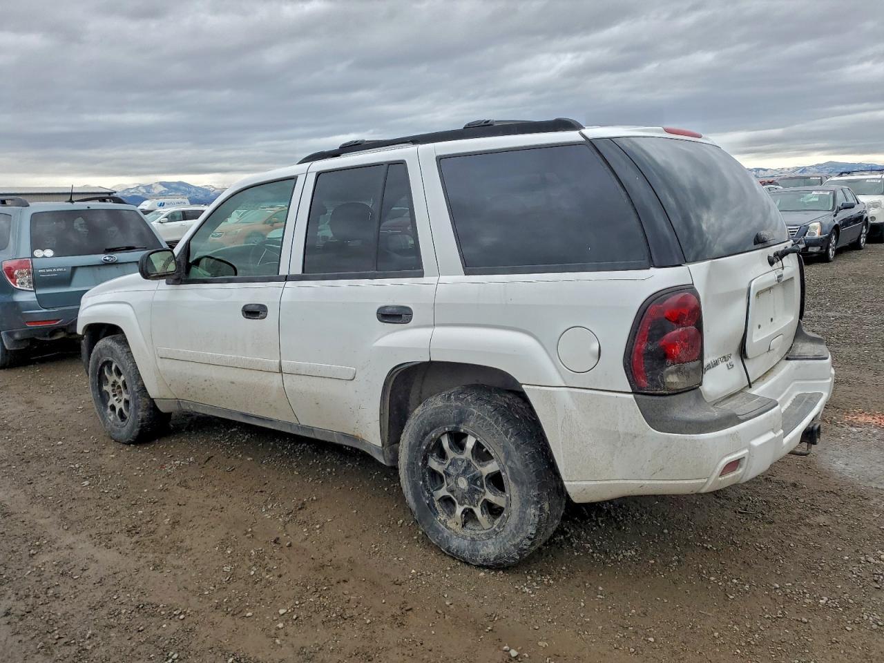 2006 Chevrolet Trailblazer Ls - Image 2