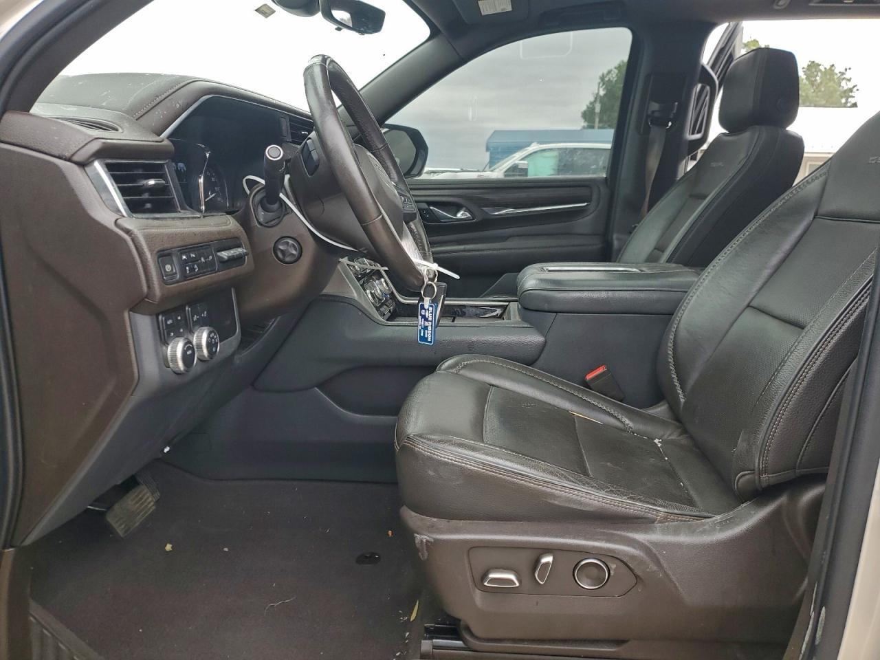 2021 GMC Yukon Denali - Image 7