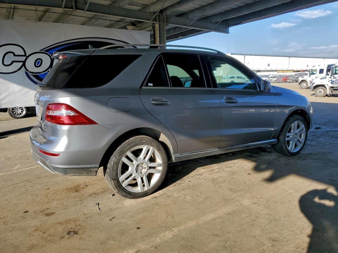 2015 Mercedes-Benz Ml 350 4Matic - Фото 3